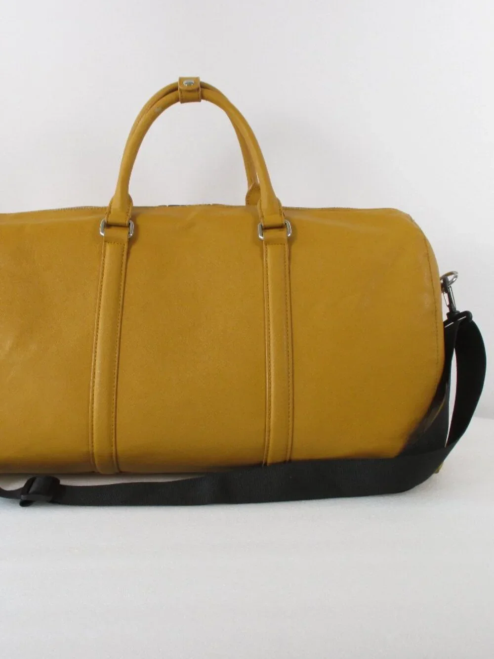 ZARA DUFFLE BAG